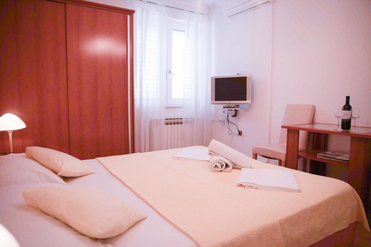 House Bilic Apartment Baska Voda Luaran gambar
