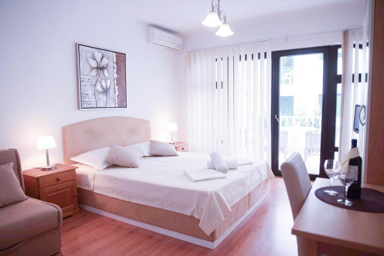 House Bilic Apartment Baska Voda Luaran gambar